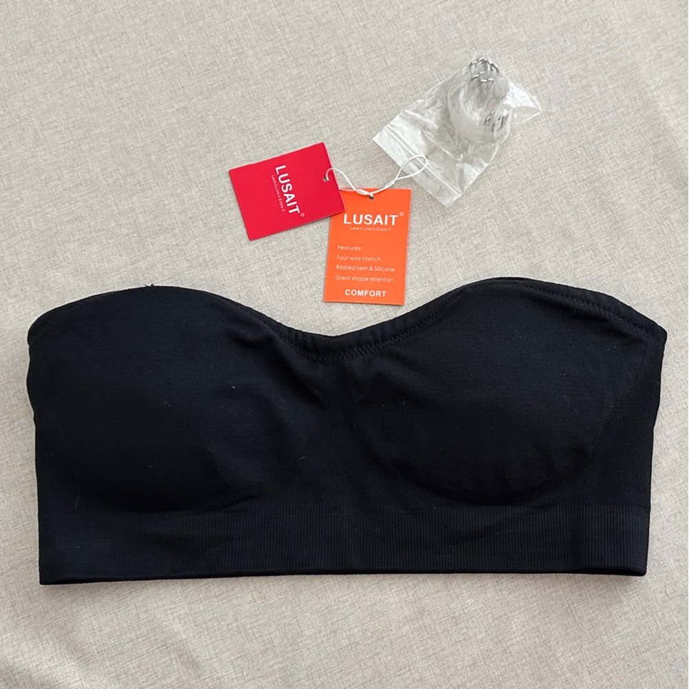 Black Strapless Bra